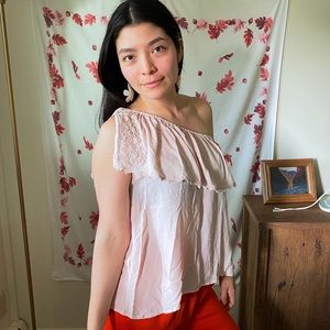 3/$15🌷Sweet Romantic off shoulder boho top